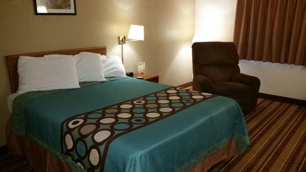 Super 8 by Wyndham Las Cruces/White Sands Area