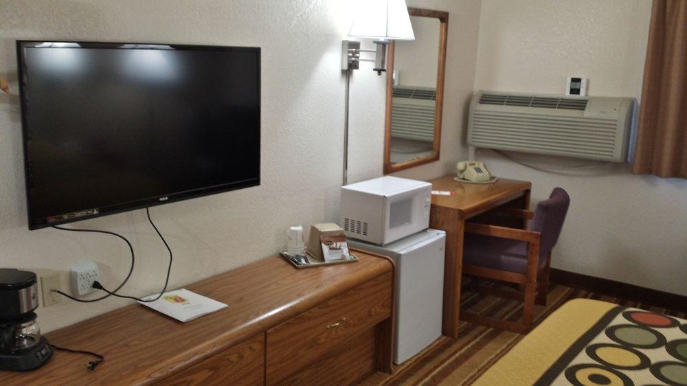 Super 8 by Wyndham Las Cruces/White Sands Area