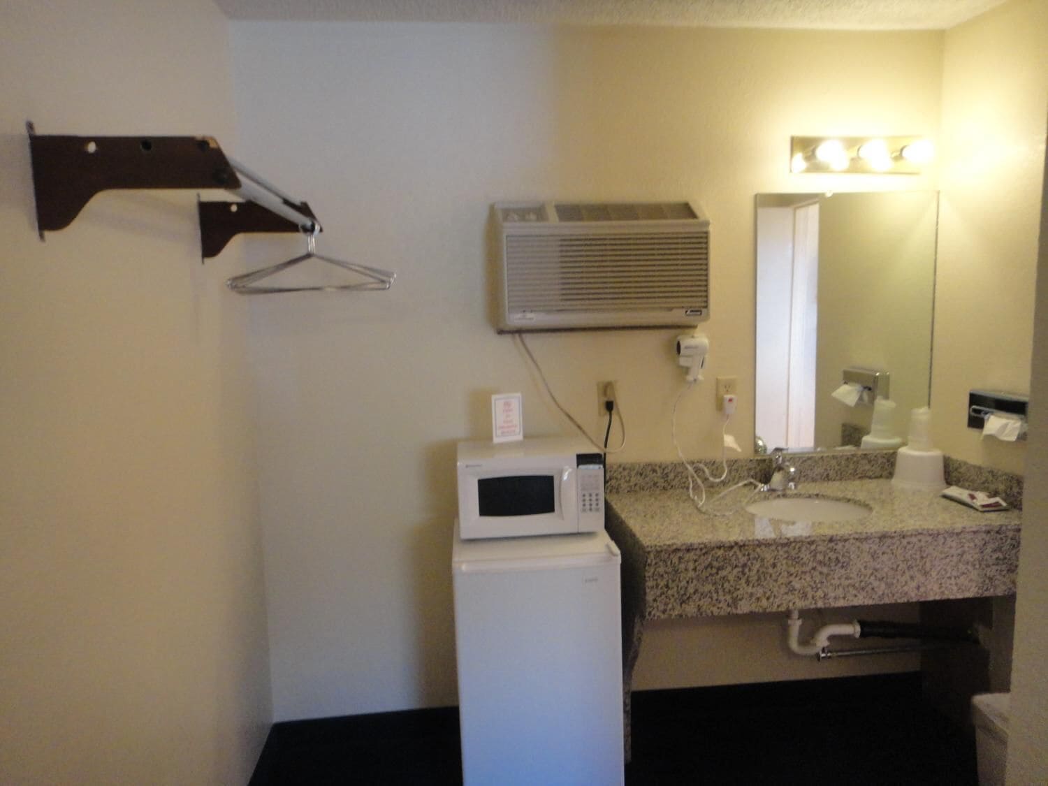 Econo Lodge