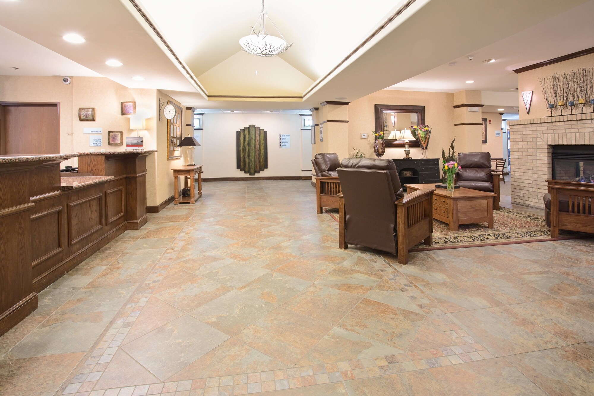 Holiday Inn Express & Suites Las Vegas