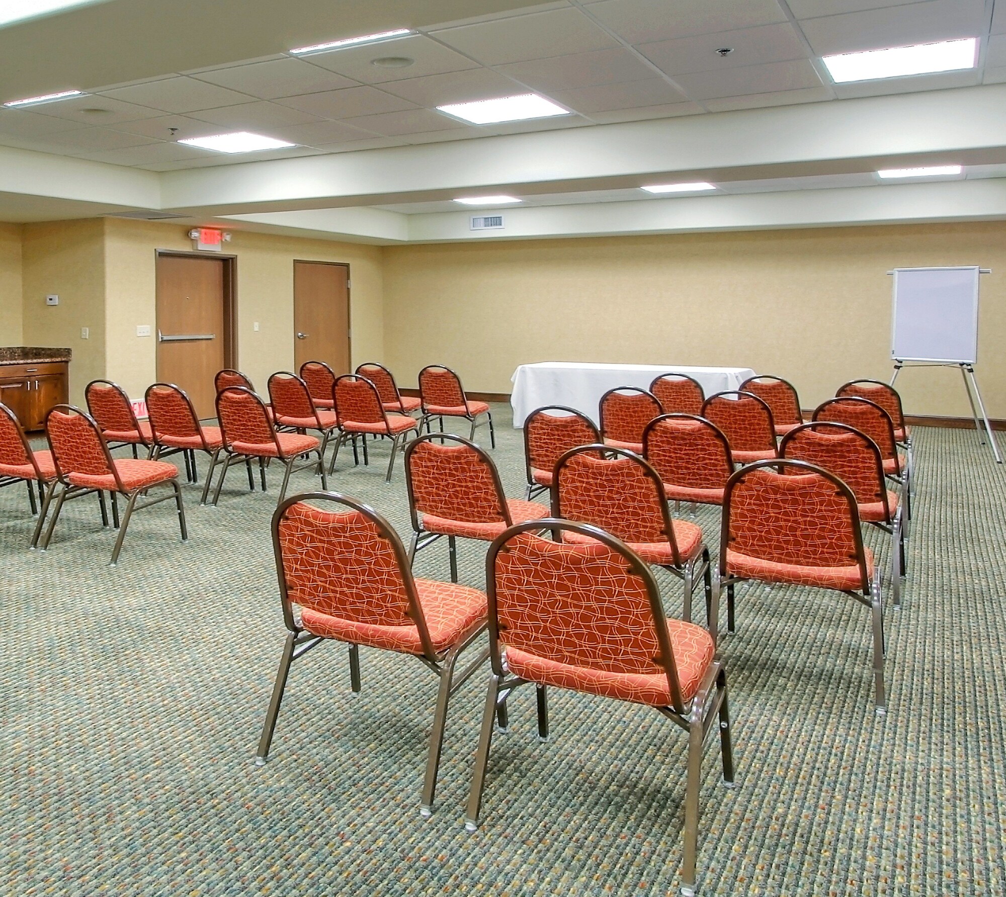 Holiday Inn Express & Suites Las Vegas