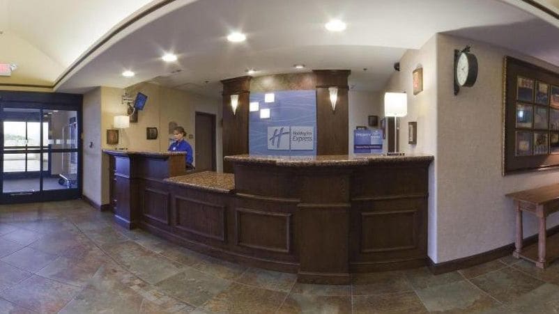 Holiday Inn Express & Suites Las Vegas
