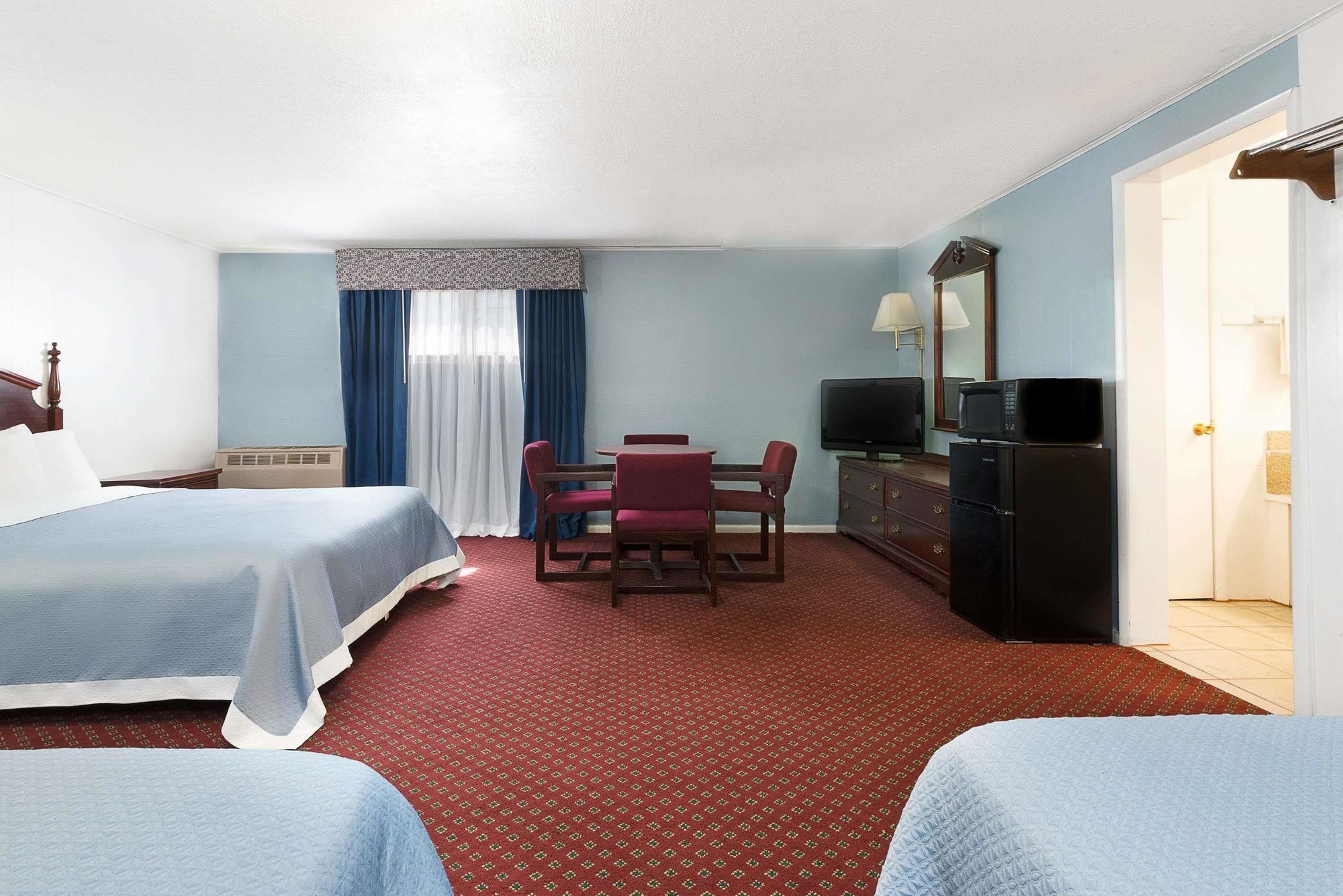 Travelodge by Wyndham Las Vegas NM