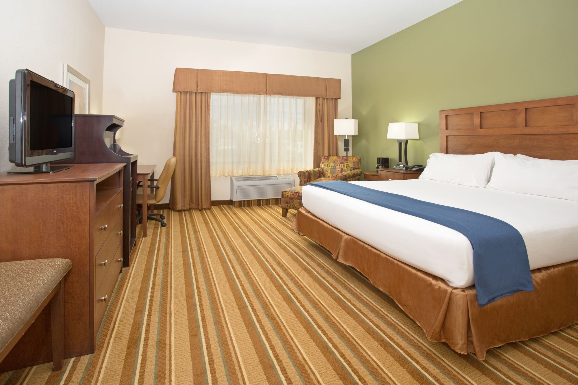 Holiday Inn Express & Suites Los Alamos Entrada Park