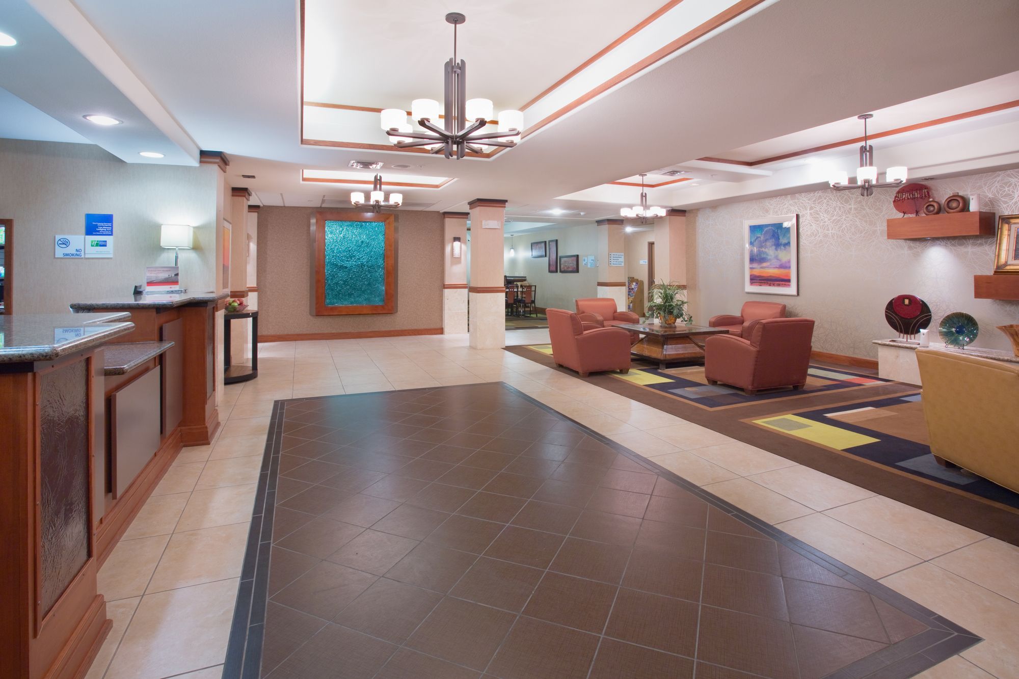 Holiday Inn Express & Suites Los Alamos Entrada Park