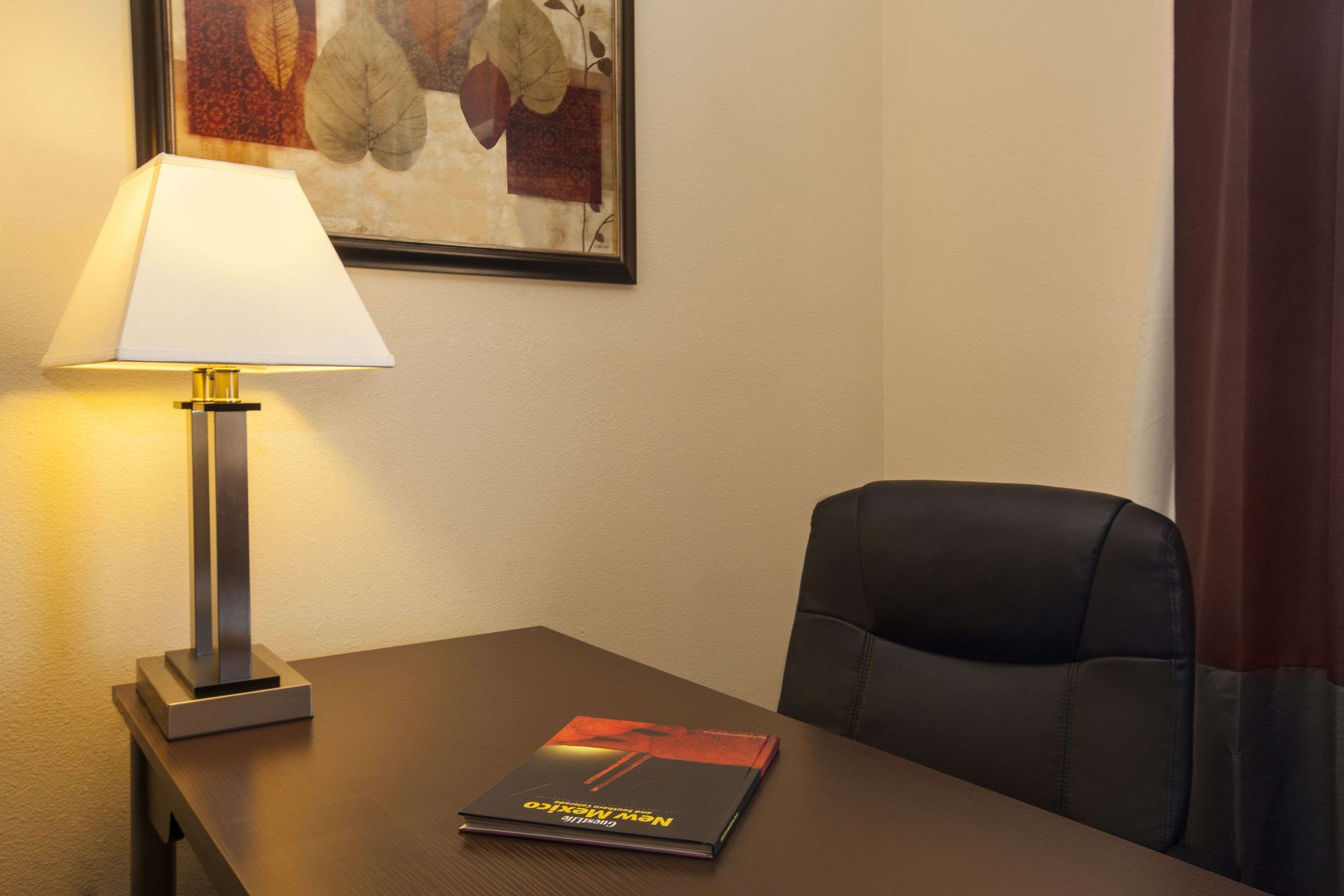 Days Inn by Wyndham Los Lunas