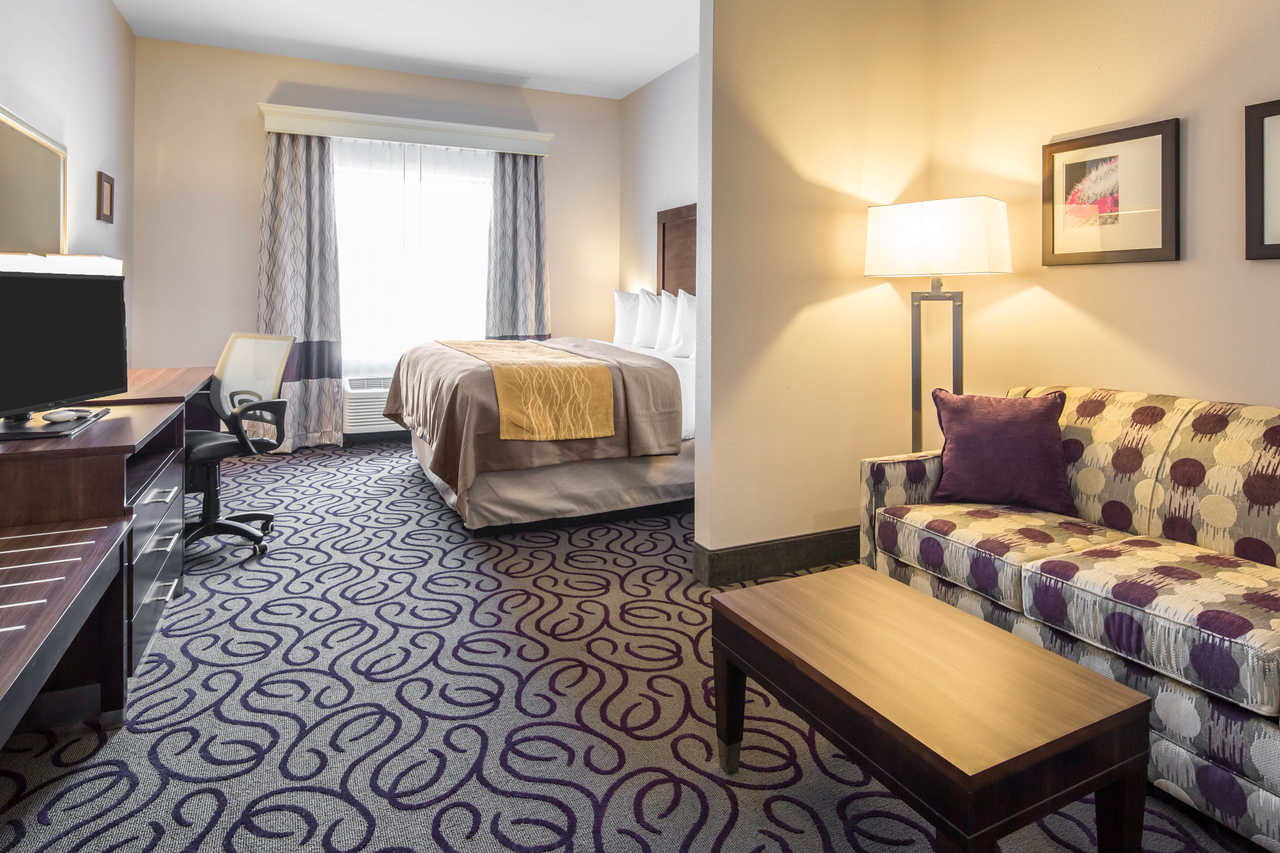 Comfort Inn & Suites
