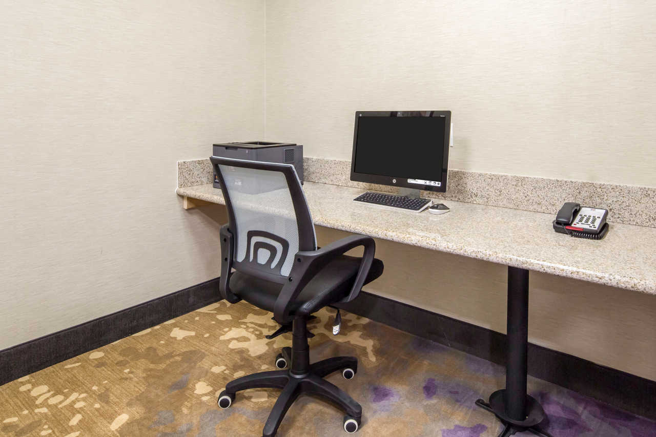 Comfort Inn & Suites