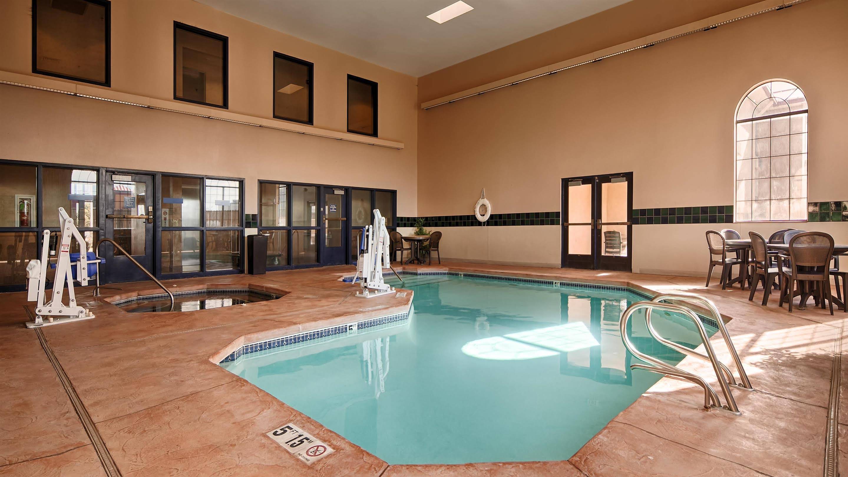 Best Western Moriarty Heritage Inn