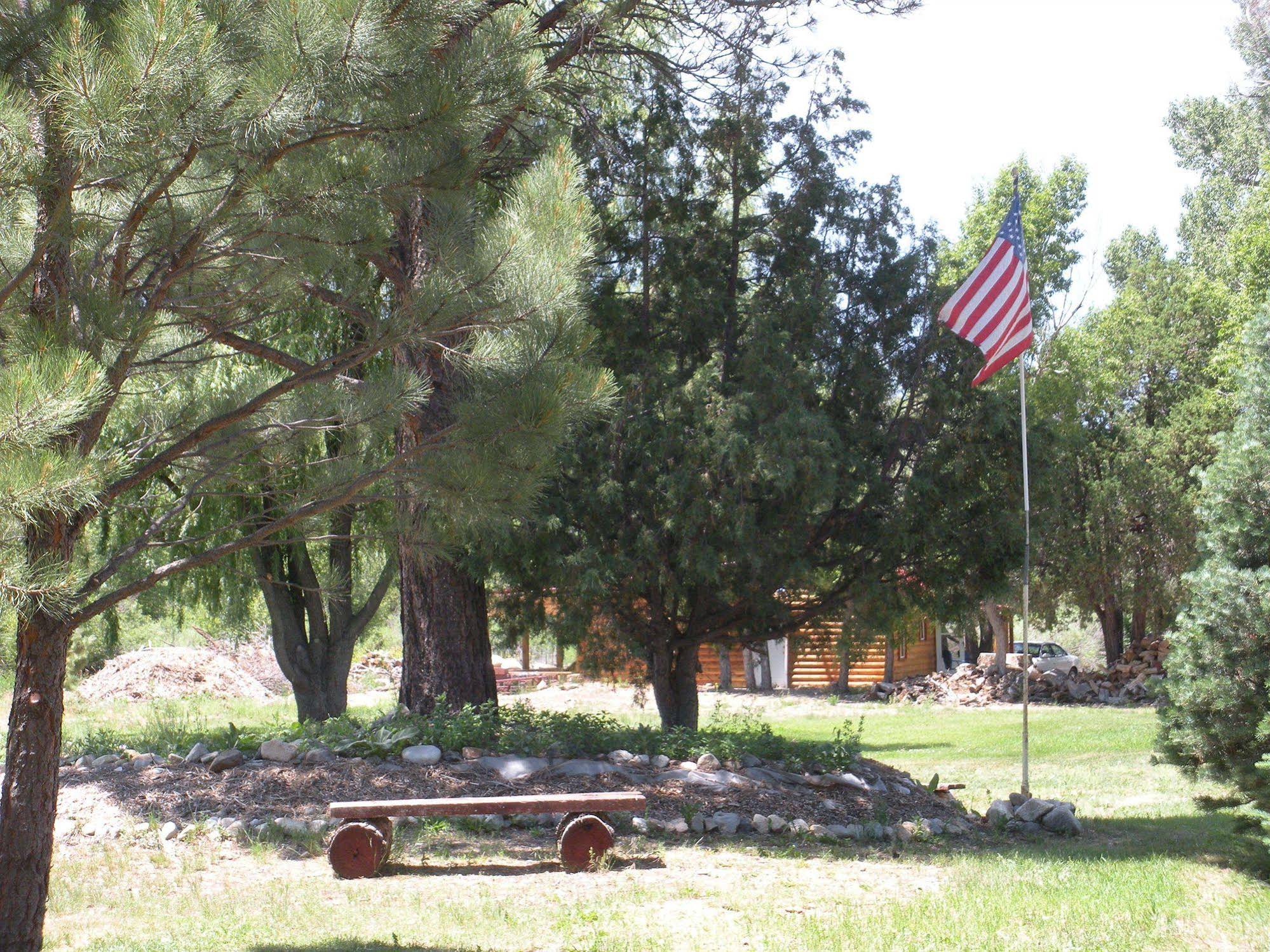 Questa Lodge and RV Park