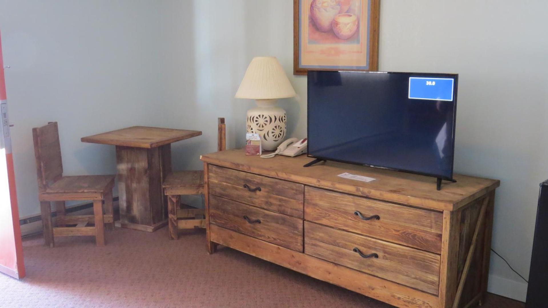 Howard Johnson by Wyndham Raton