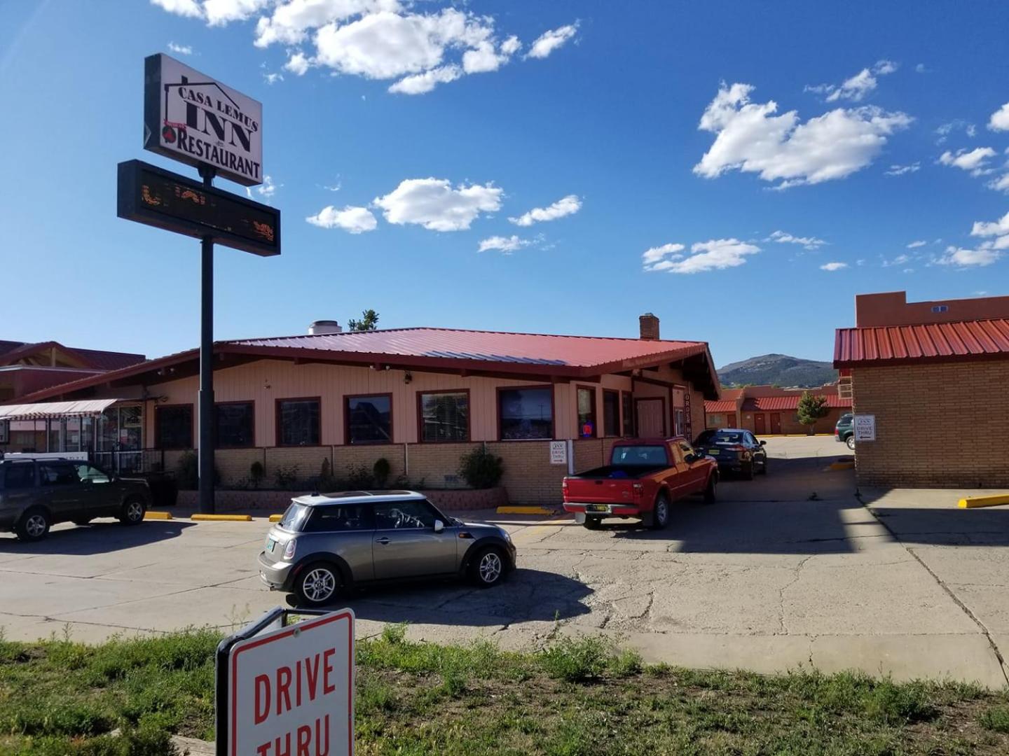 Howard Johnson by Wyndham Raton