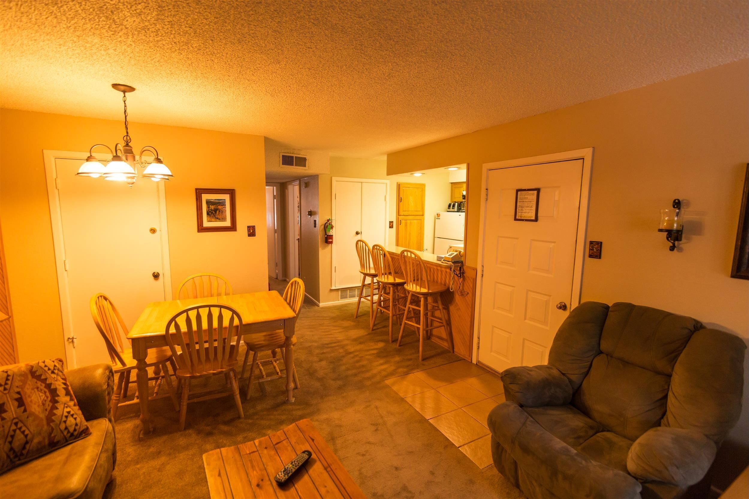 Auslander Condominiums