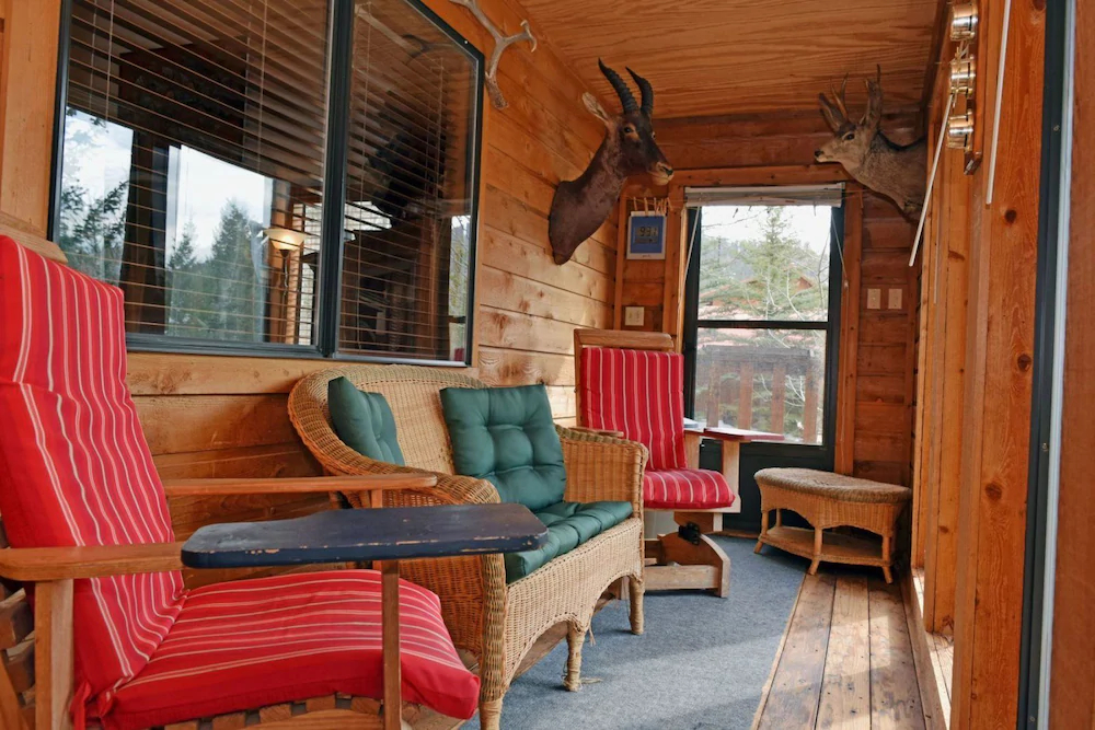 Birds And Bears Retreat