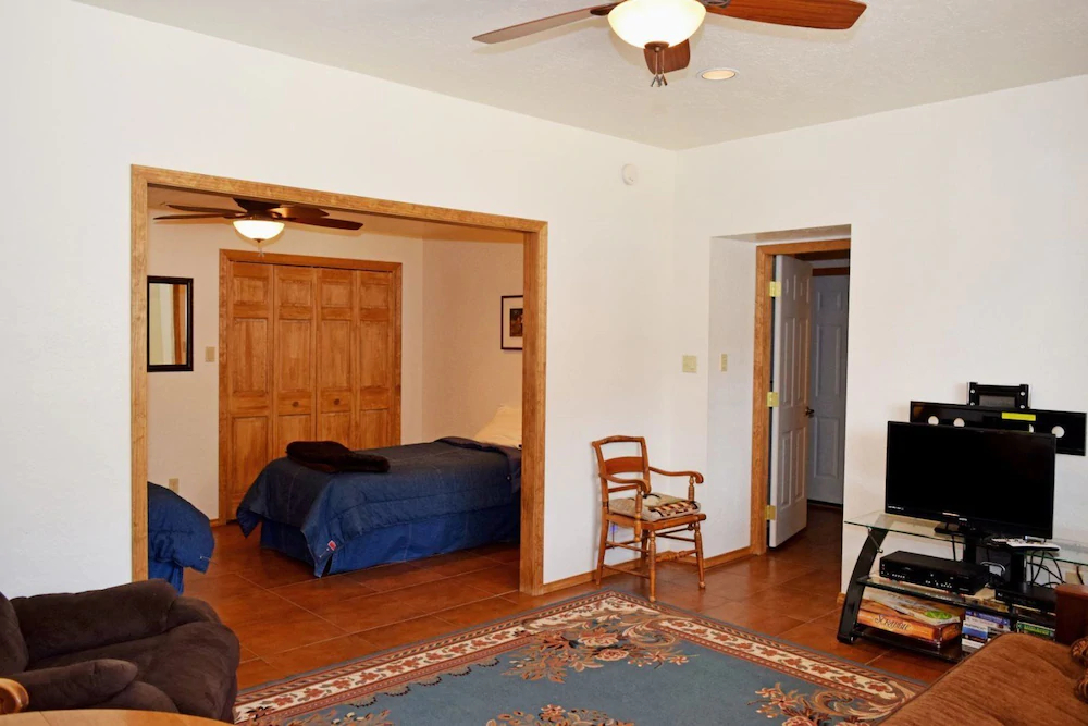Deer Mountain Lodge