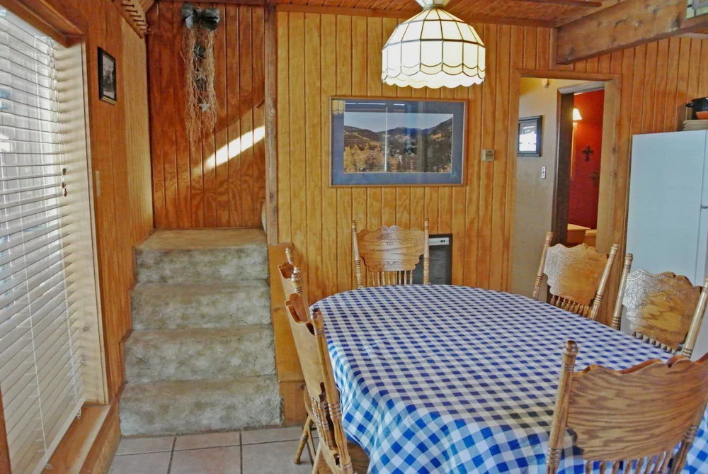 Duke Cabin