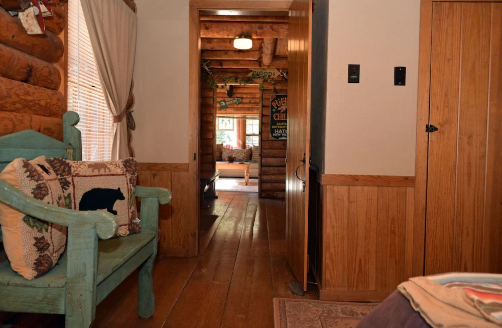 Dwyer`s Den