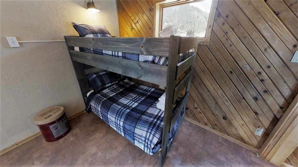 Elevation Mining Lodge