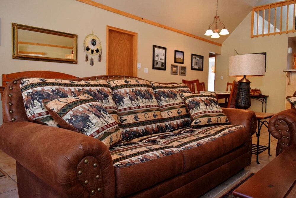 Karlin`s Ranch House