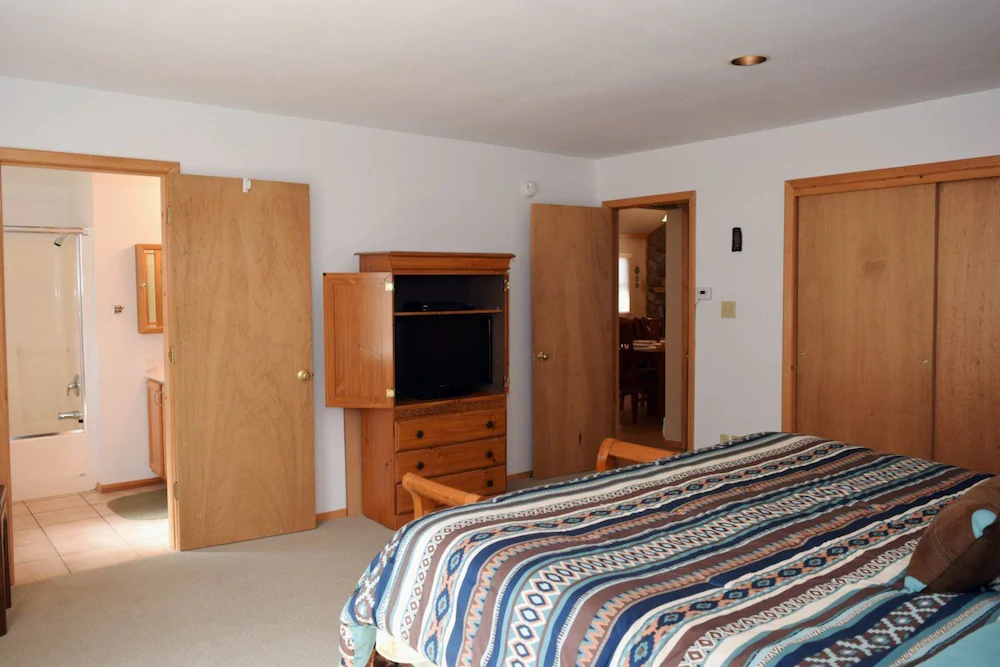 Karlin`s Ranch House