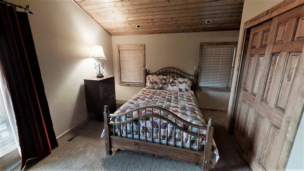 Payne`s Lodge
