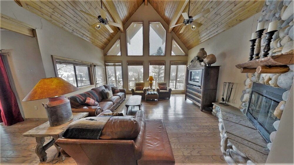 Payne`s Lodge