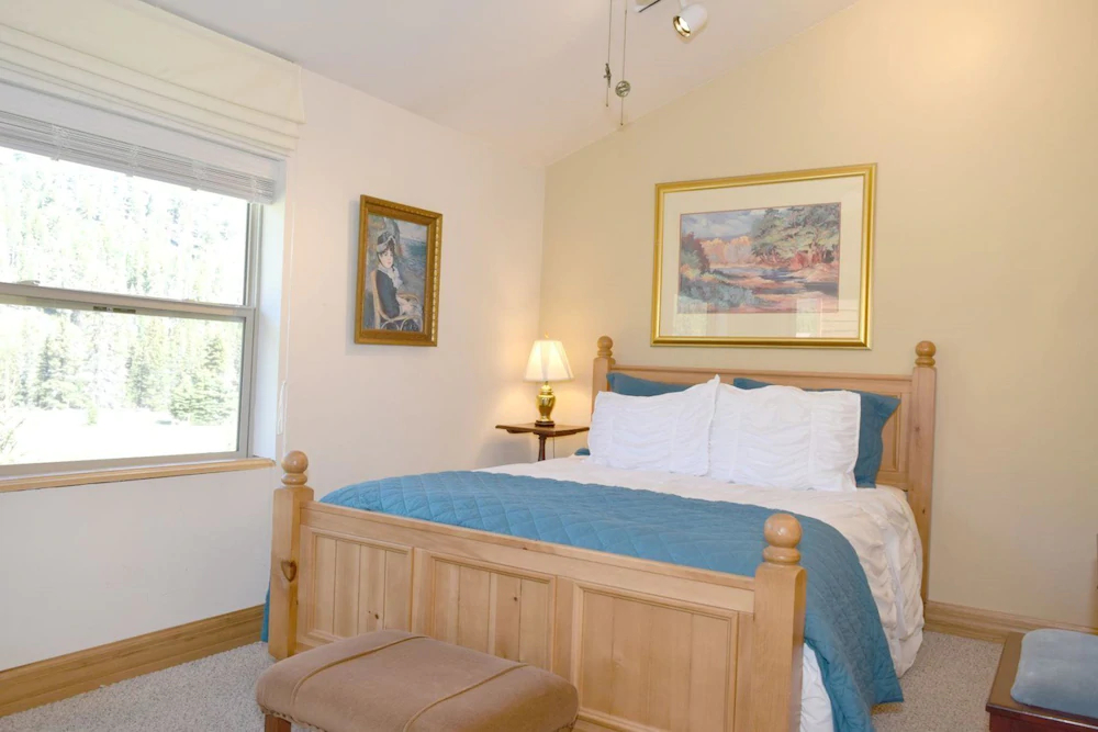 Pines Retreat
