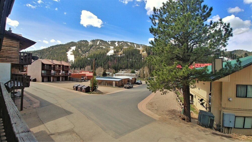 Rose Rock Mountain View