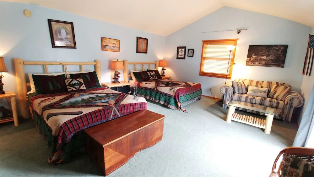 Running Bear River Lodge