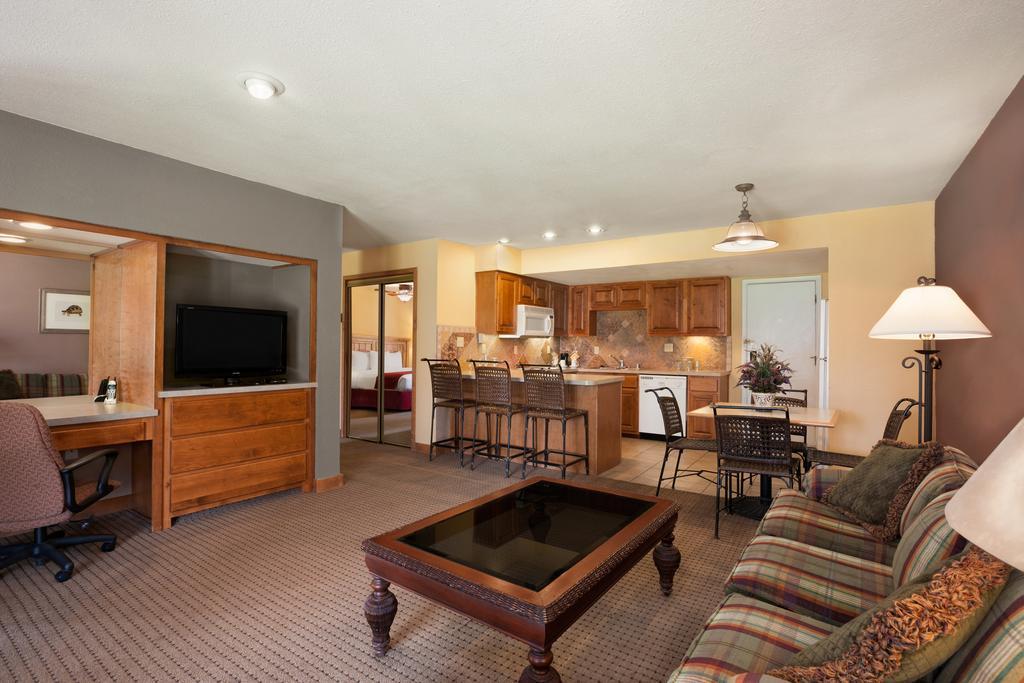 Inn at Rio Rancho & Eventcenter