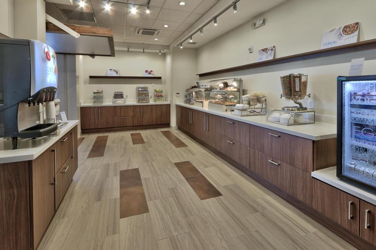 Holiday Inn Express & Suites Roswell