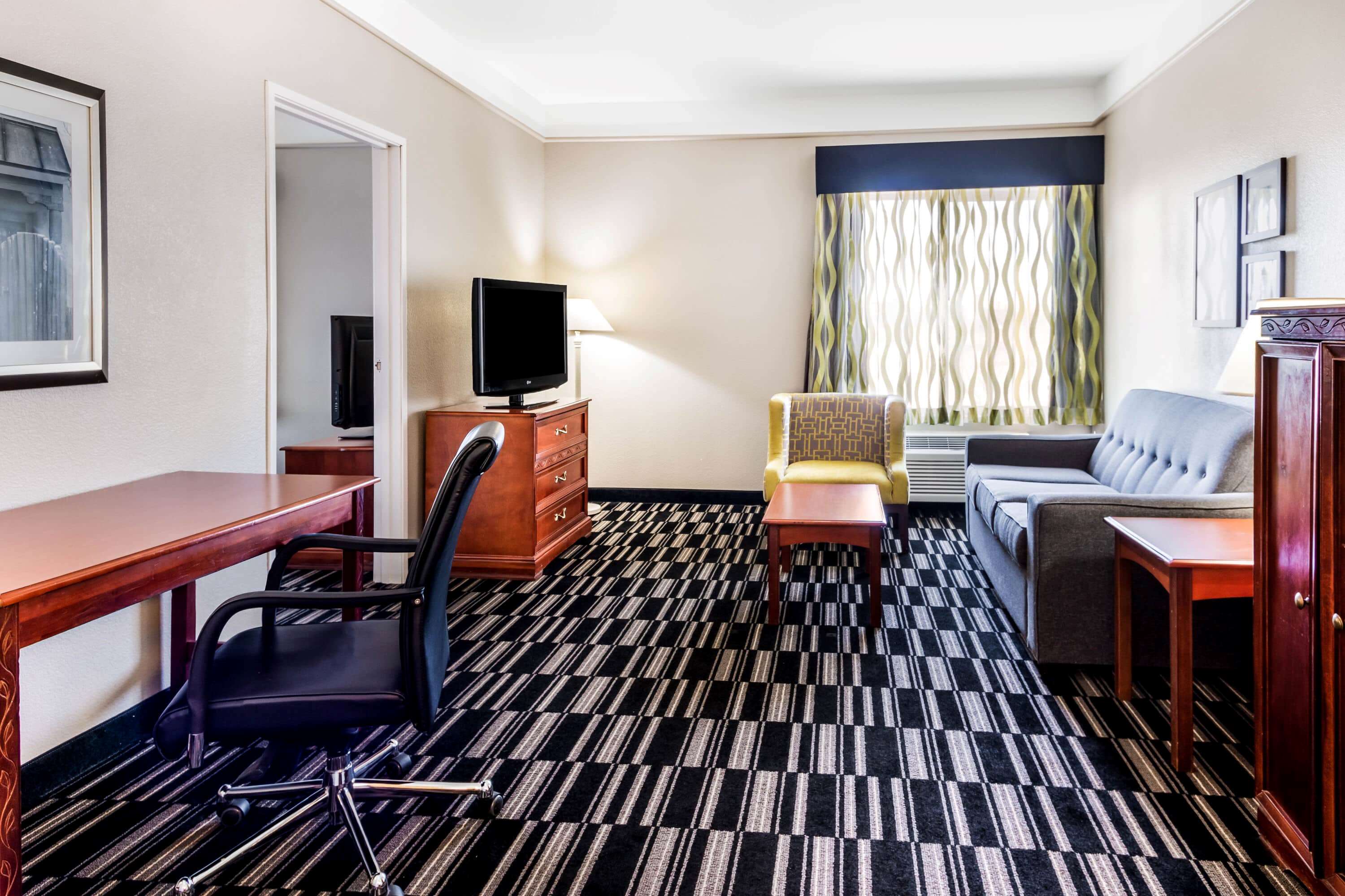 La Quinta Inn & Suites by Wyndham Roswell