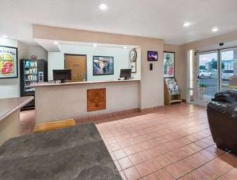 Super 8 by Wyndham Roswell