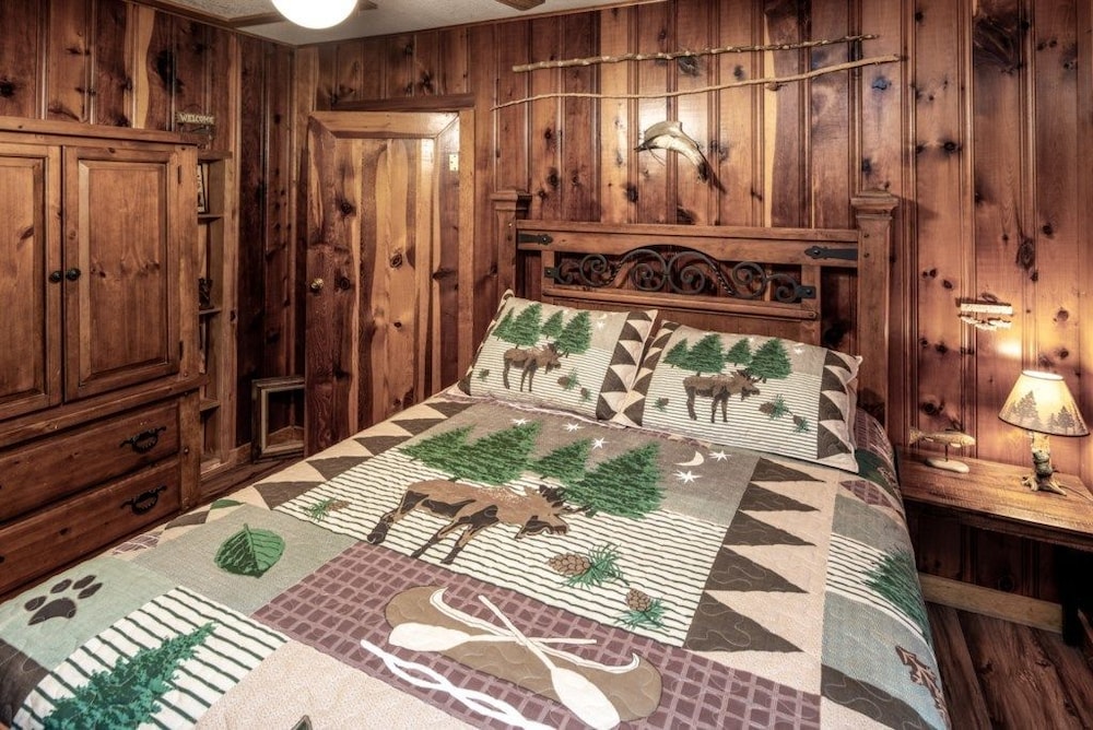 Bear Country Cabin