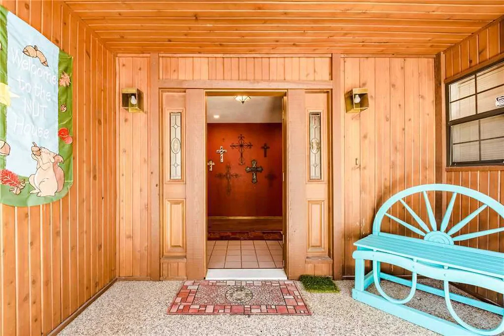 Christi and Don's Nuthouse