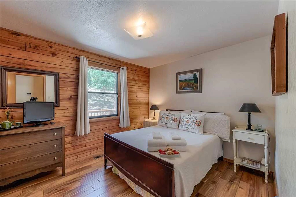 Lincoln Log Cabin