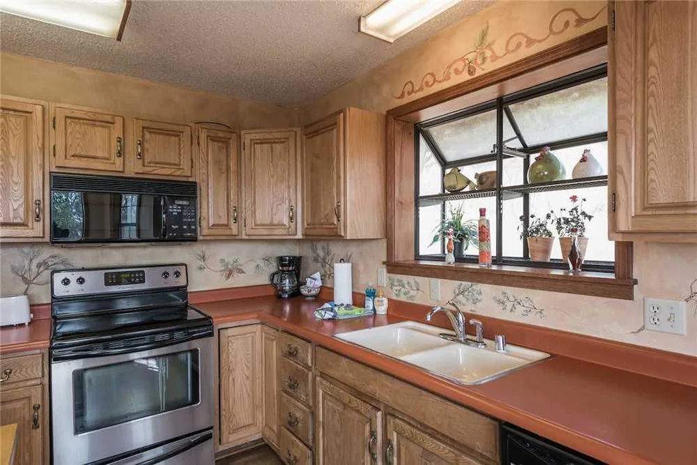 Lindley's Valley View