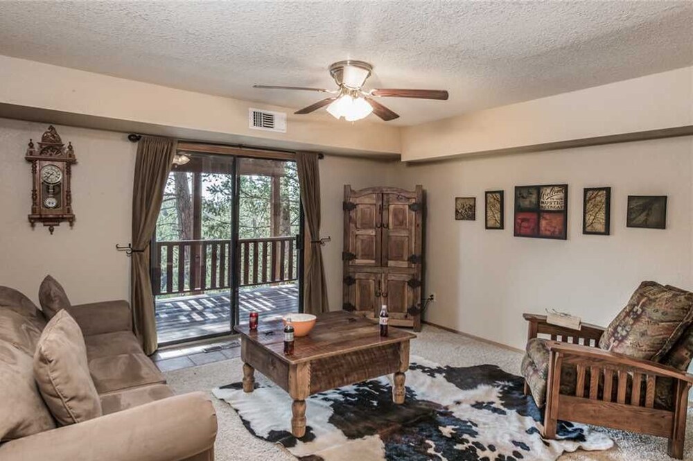 Rettig's Rustic Retreat