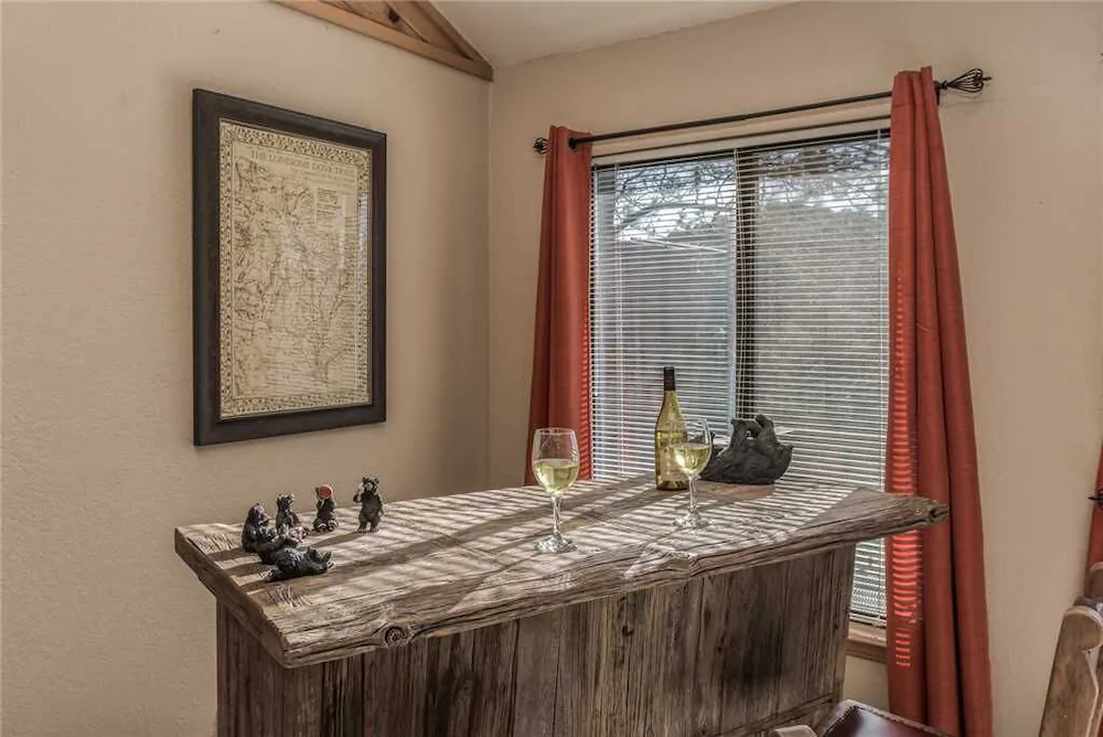 Rettig's Rustic Retreat