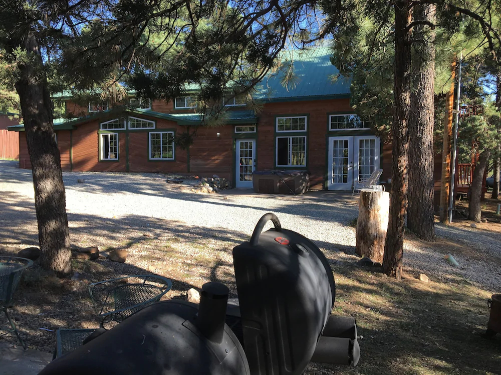 The Lodge At The Lazy Bear Retreat