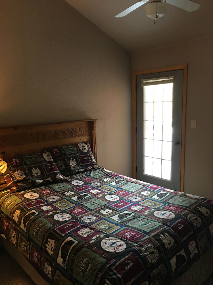 The Lodge At The Lazy Bear Retreat