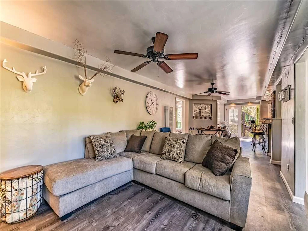 Turtle Mountain Cabin