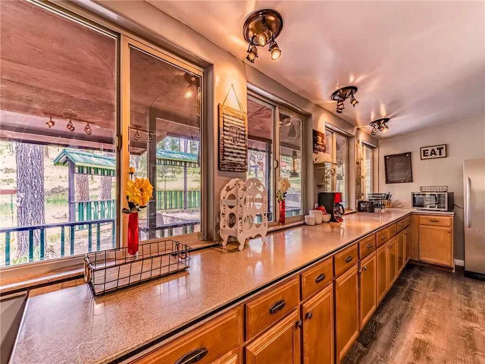 Turtle Mountain Cabin