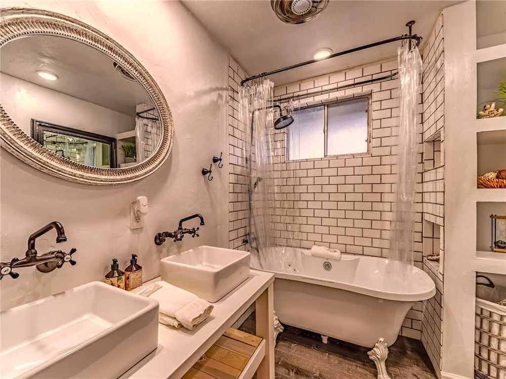 Turtle Mountain Cabin