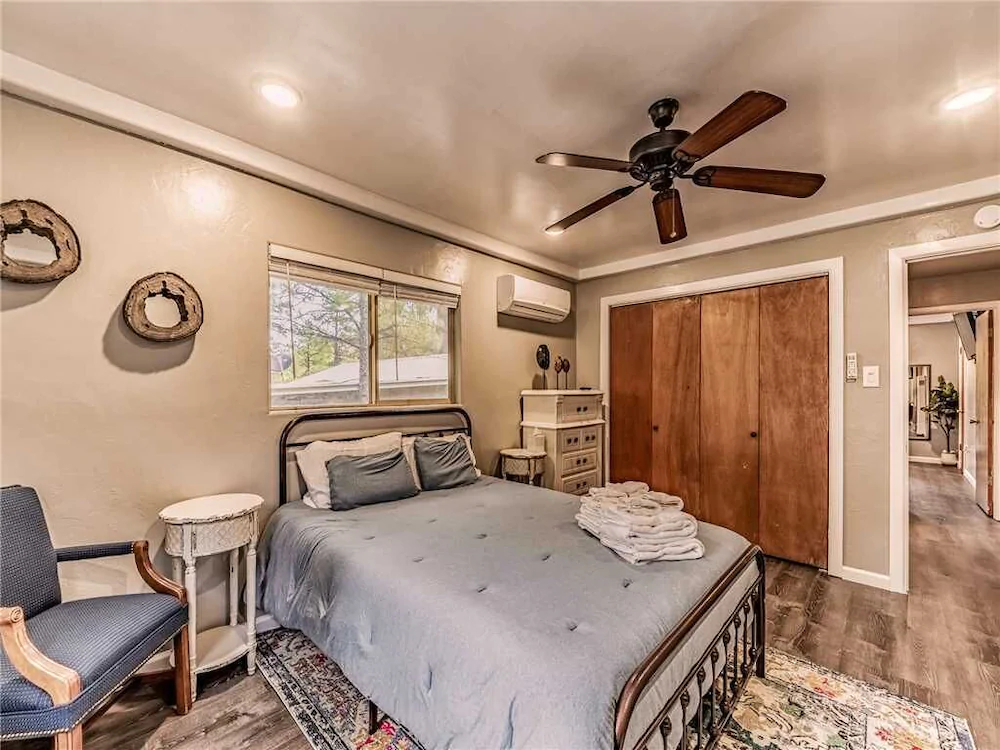 Turtle Mountain Cabin