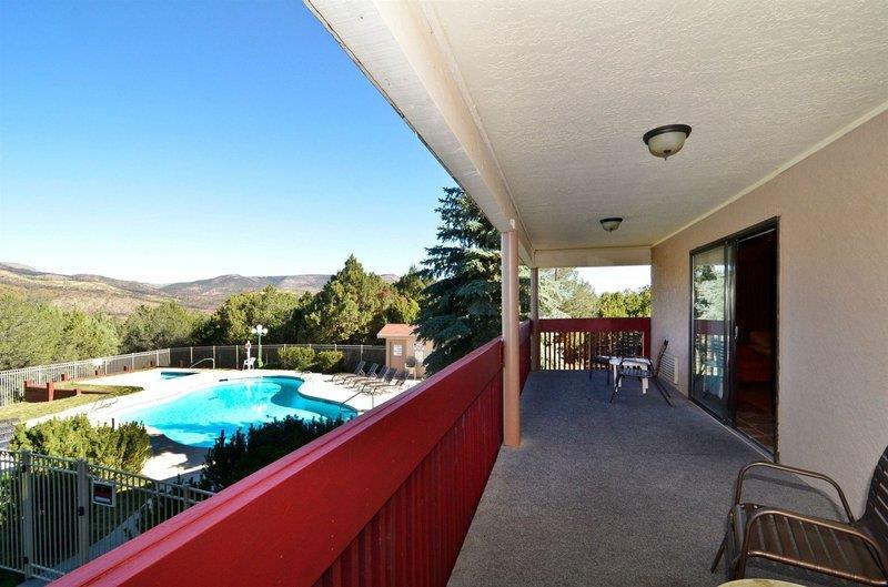 Best Western Pine Springs Inn