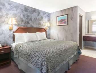 Days Inn by Wyndham Ruidoso Downs