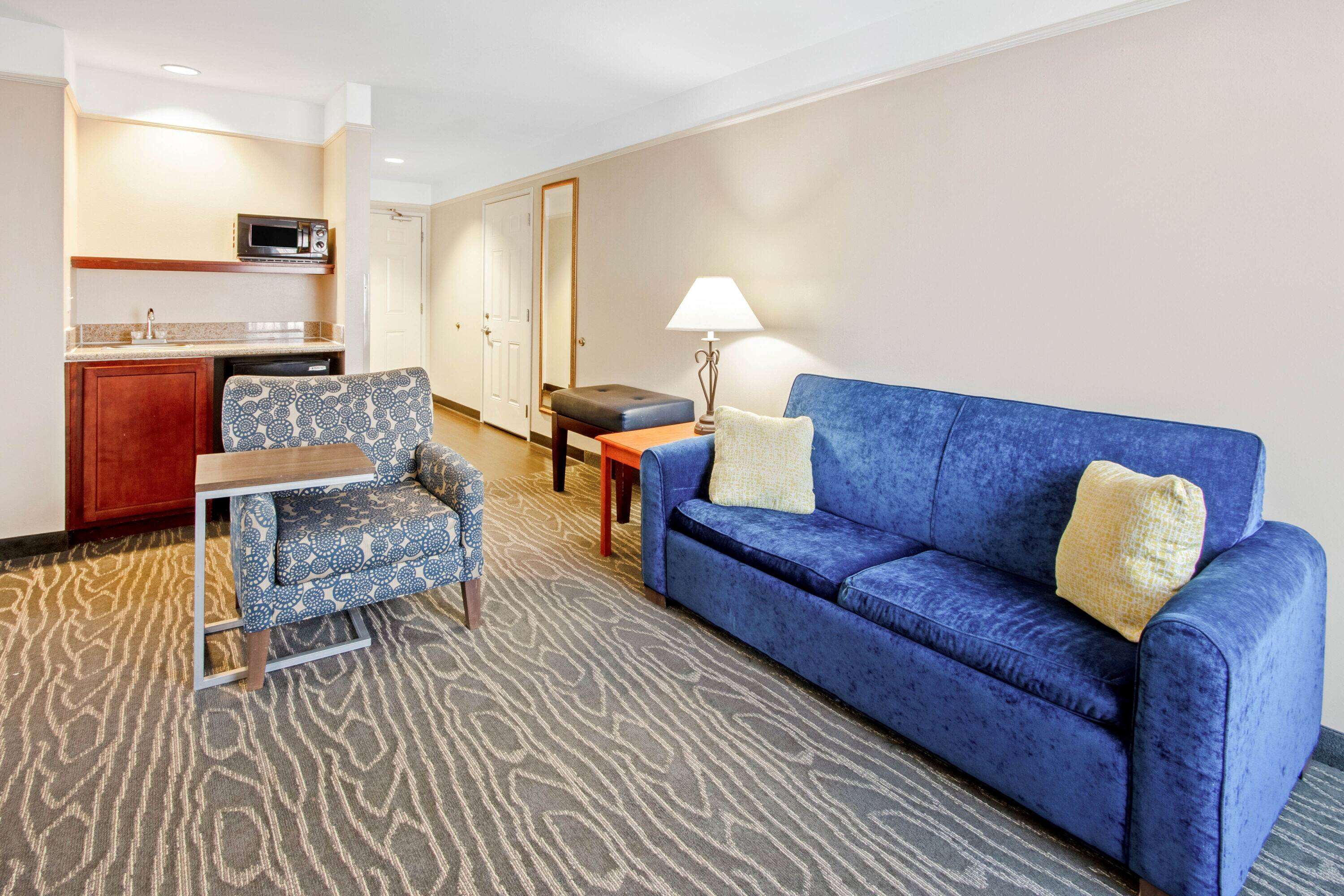 La Quinta Inn & Suites by Wyndham Ruidoso Downs