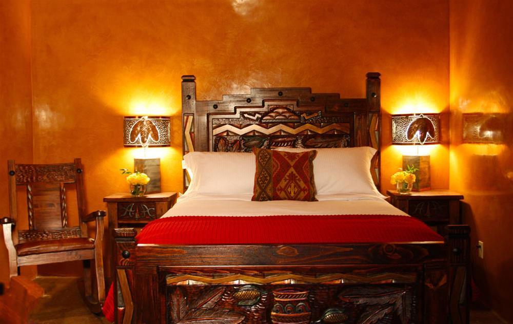 Antigua Inn