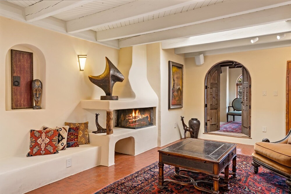 Casa Ladera Enchanting Home